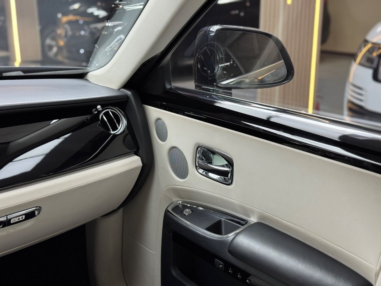 Rolls-Royce Ghost EWB 6.6L