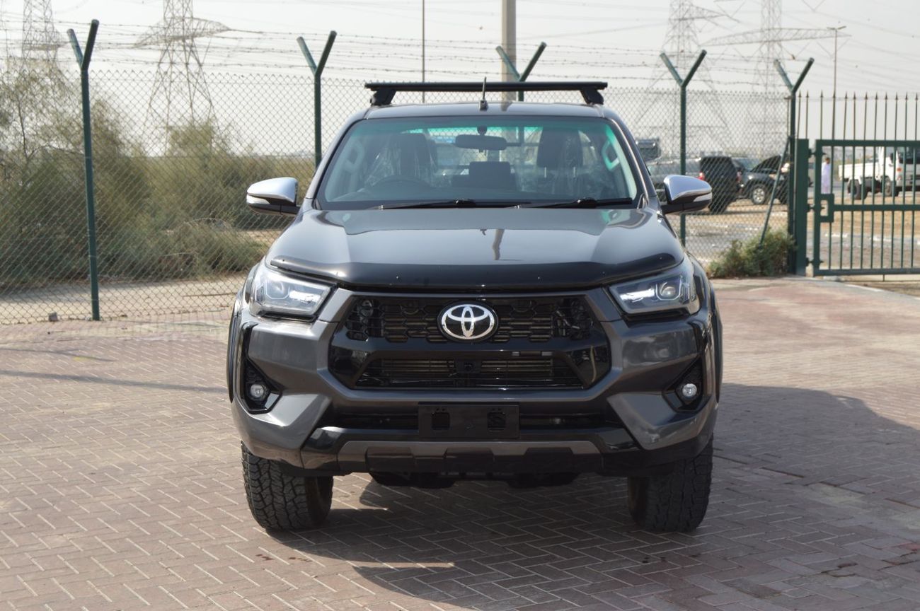 تويوتا هيلوكس Double Cabin  Right Hand Drive Model: *2017* -Push button Start,  Engine: 2.8L/ V4