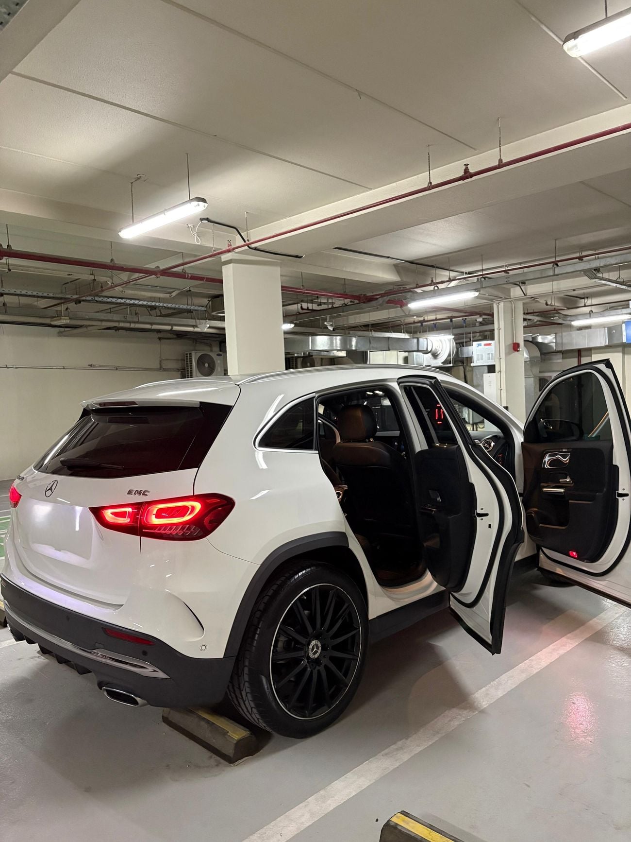 مرسيدس بنز GLA 200 Premium 1.4L ( CYL)