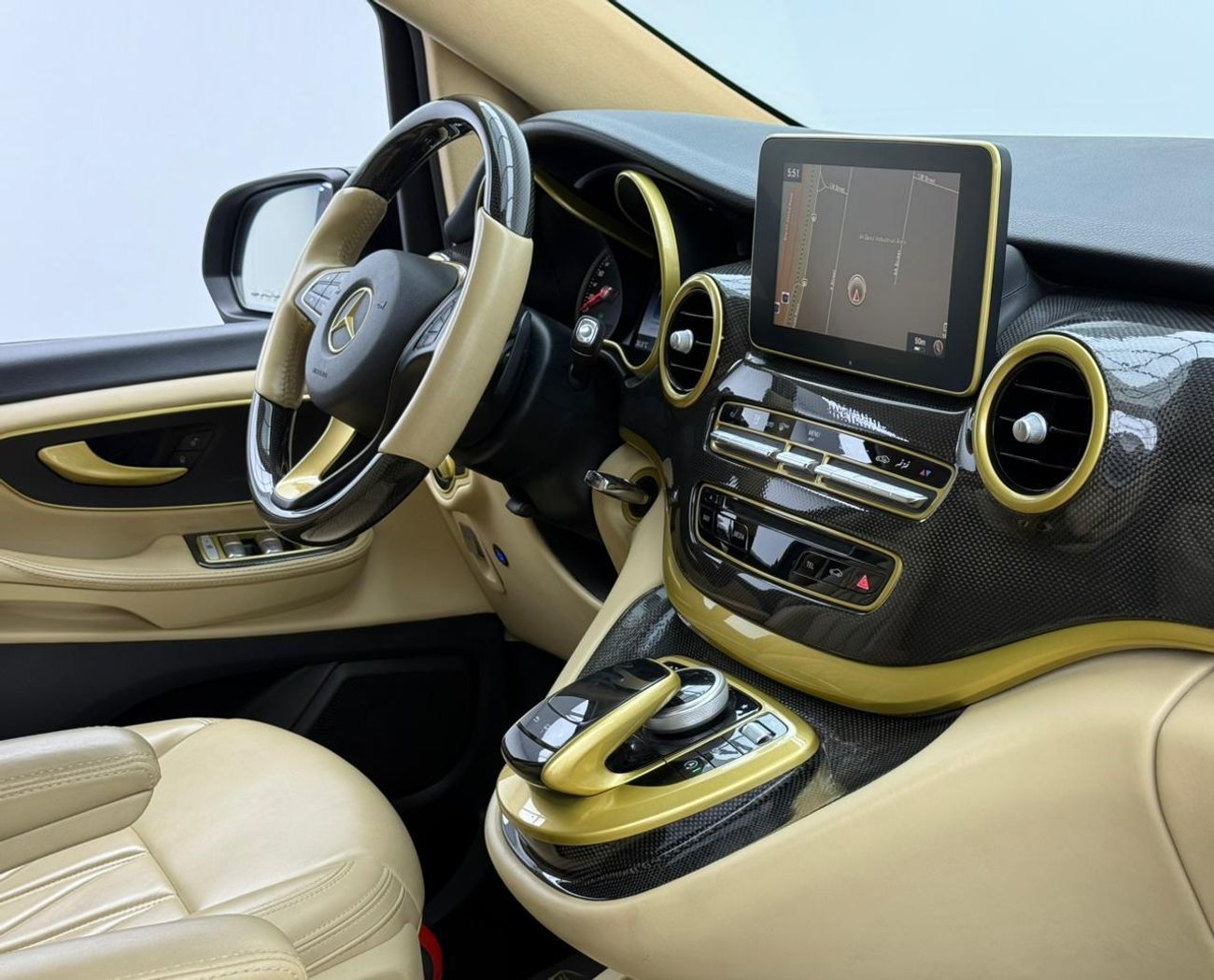 Mercedes-Benz V 250 2017 Mercedes Benz V250, Full Service History, Carbon Fiber Interior, Very Low Km, Fully Loaded, GCC