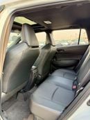 تويوتا كورولا كروس Toyota corolla cross 2.0 whitte 2025 new face