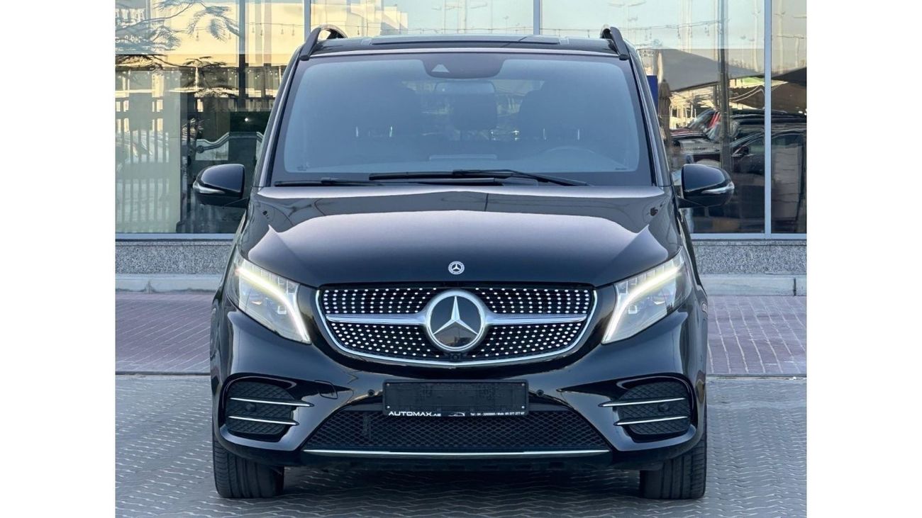 Mercedes-Benz V 300 V-300 deisel 2023 FULL OPITION // UNDER WARRANTY // ORGINAL PAINT // PERFECT CONDOITION