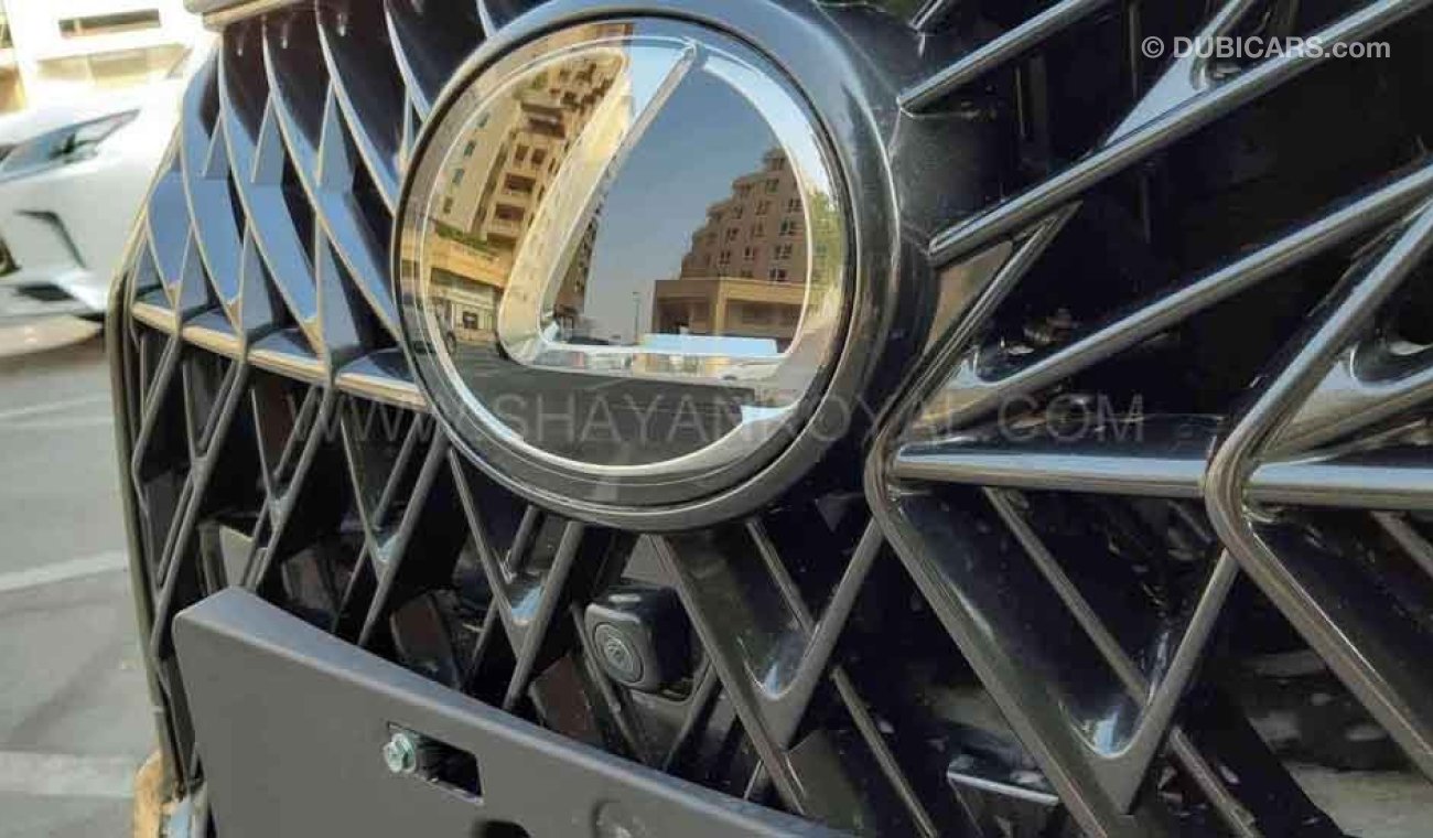 لكزس LX 570 BLACK EDITION " KURO " 5.7L V8 Full Option MY2021 ( NOT FOR SALE IN GCC COUNTRY )