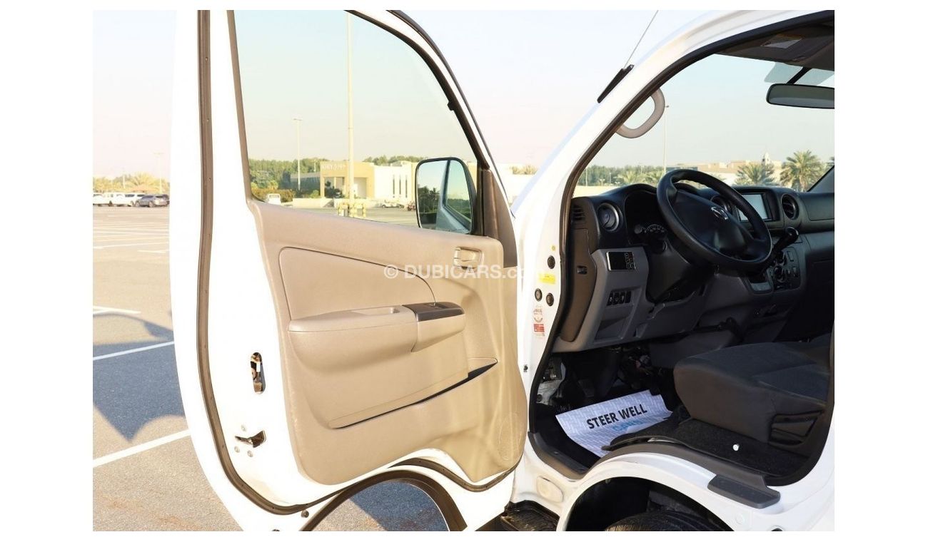 Nissan Urvan Std NV350 Cargo Van with Chiller Box | Excellent Condition | GCC Specs