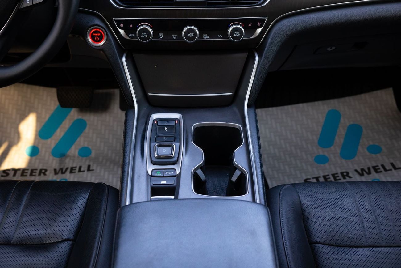 Honda Accord LX 2018 Sedan 1.5 FWD Petrol A/T / 5 Seats / Low Mileage / Book Now!