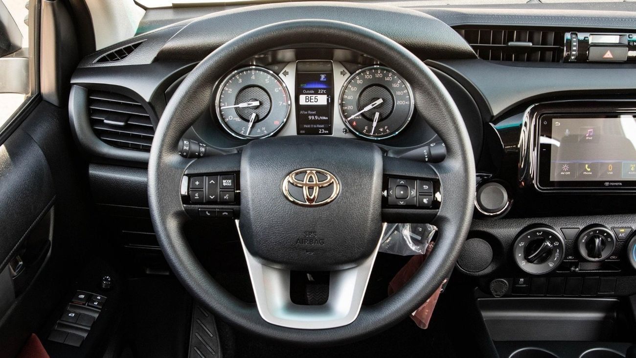 تويوتا هيلوكس GLX 2.7L Double Cab Utility RWD A/T