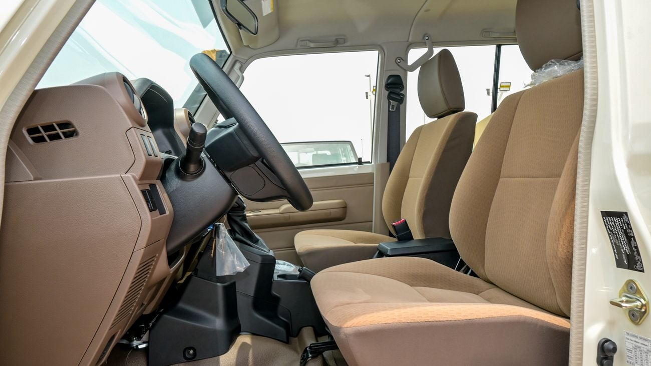 Toyota Land Cruiser Pick Up LC 79 DC 2.8L YM 2024