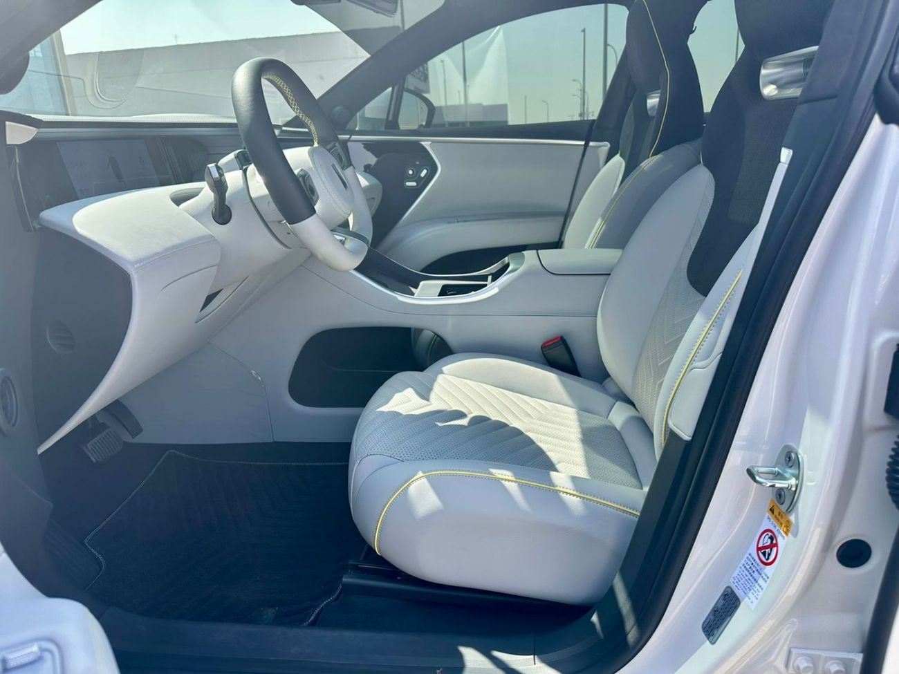 Avatr 11 Performance AWD AVATR 11 | 2023 | LONG RANGE 700KM | ULTRA FAST CHARGE ( 1910/- MONTHLY)