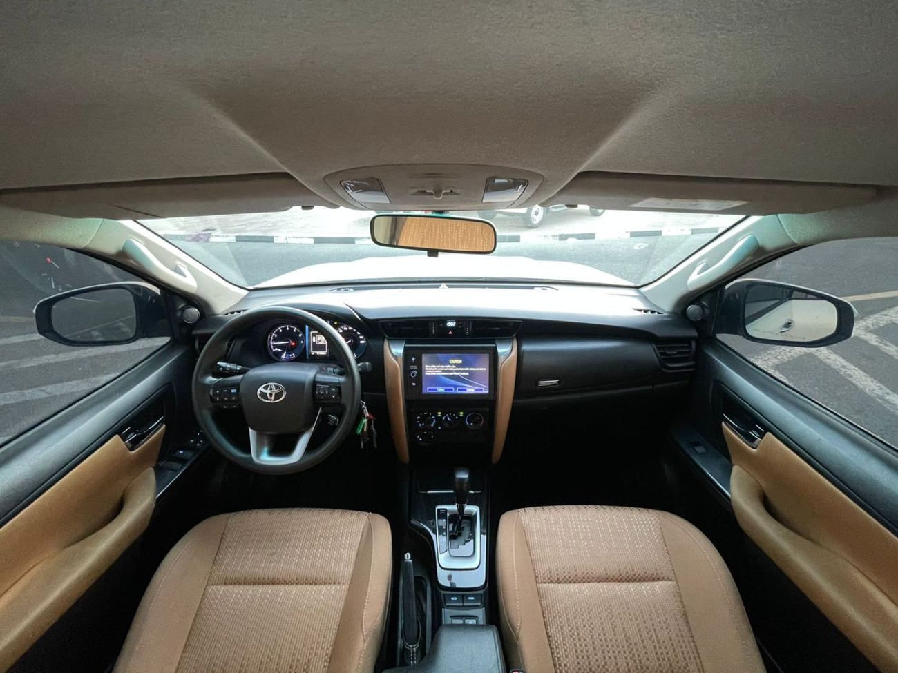 Toyota Fortuner 2022 Toyota Fortuner EX.R 2.7L V4 MidOption+ With Sensors - No Accident - 7 Seater - 4x4 AWD -