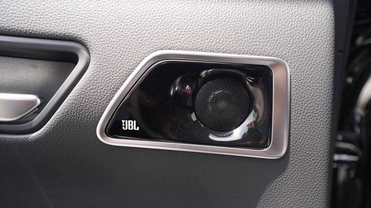 Toyota Land Cruiser VXR 3.5L