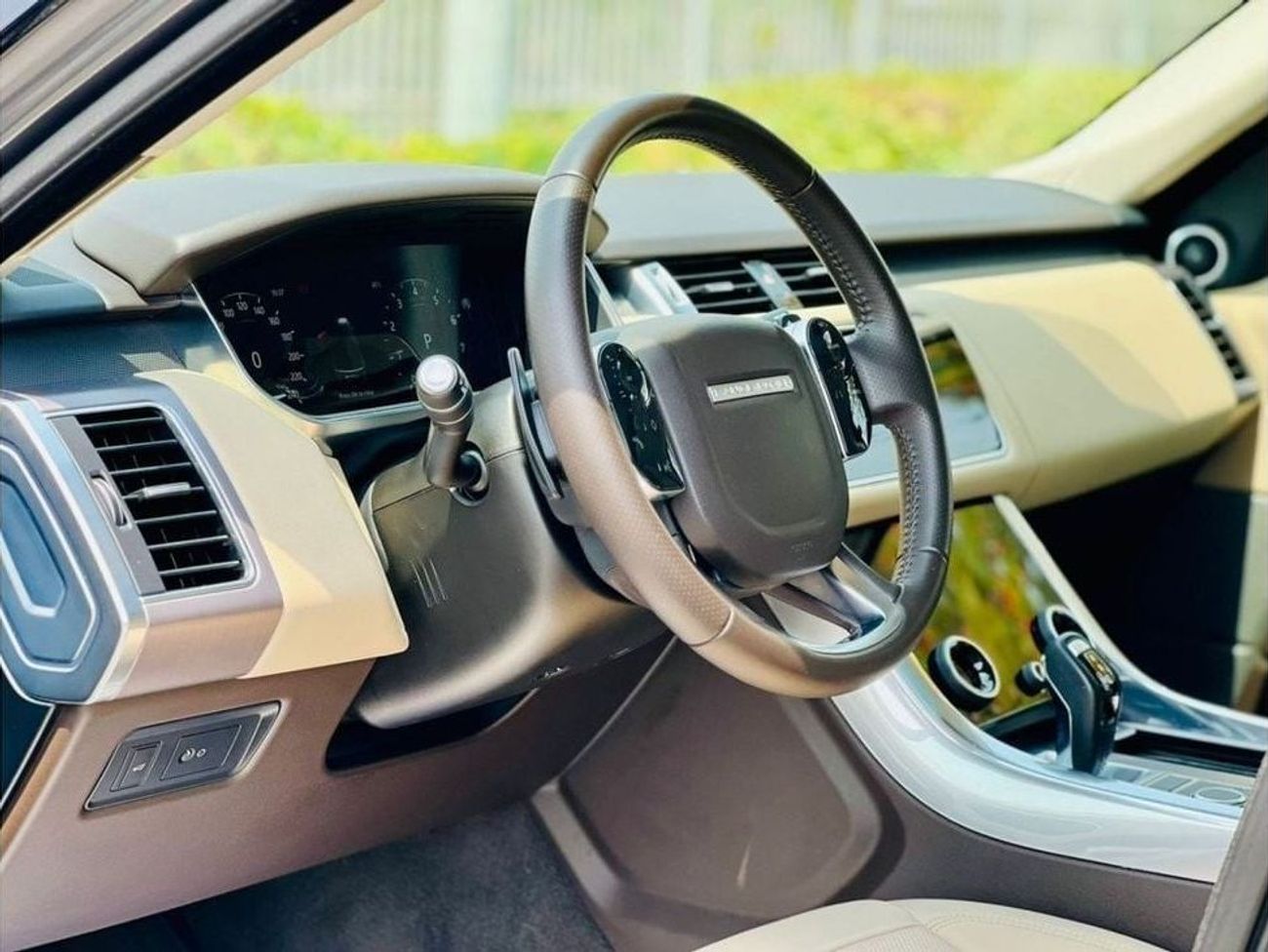 لاند روفر رينج روفر | RANGE ROVER | SPORT HSE | GCC SPECS | YEAR 2019 |