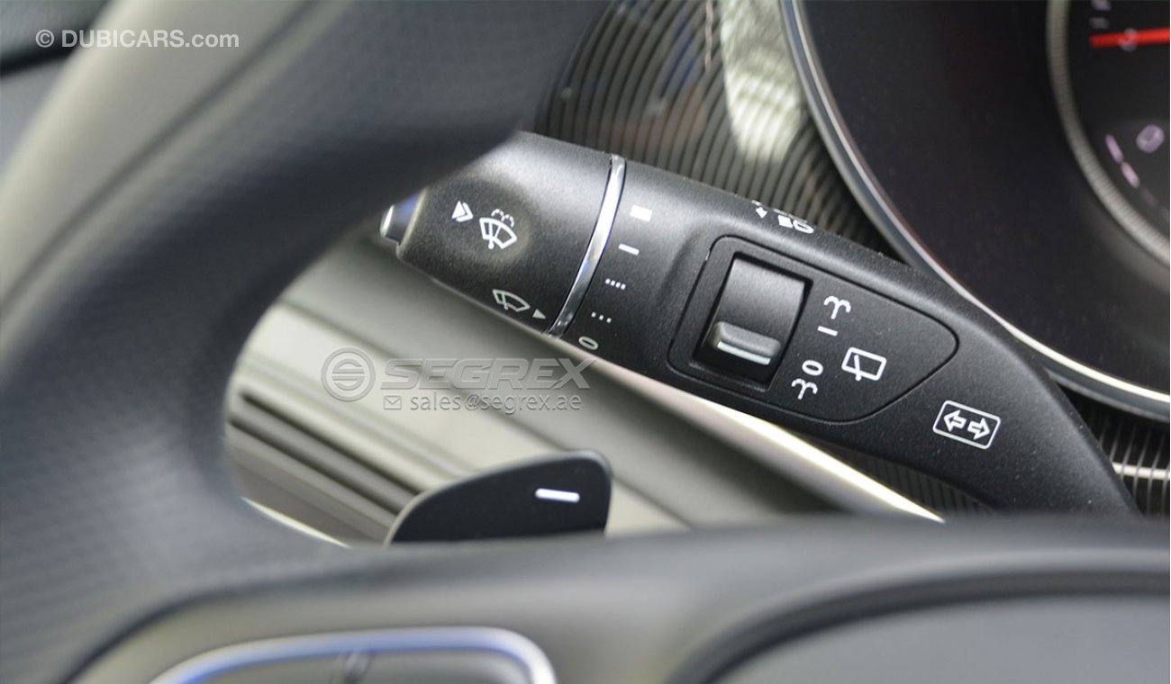 Mercedes-Benz V 250 2019YM V250 V-CLASS EXTRA LONG, PETROL A/T GCC, للتصدير و التسجيل