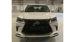 Lexus LX570 5.7 BLACKEDITION KURO G.C.C MODEL 2021 ( WARRANTY & SERVICES )