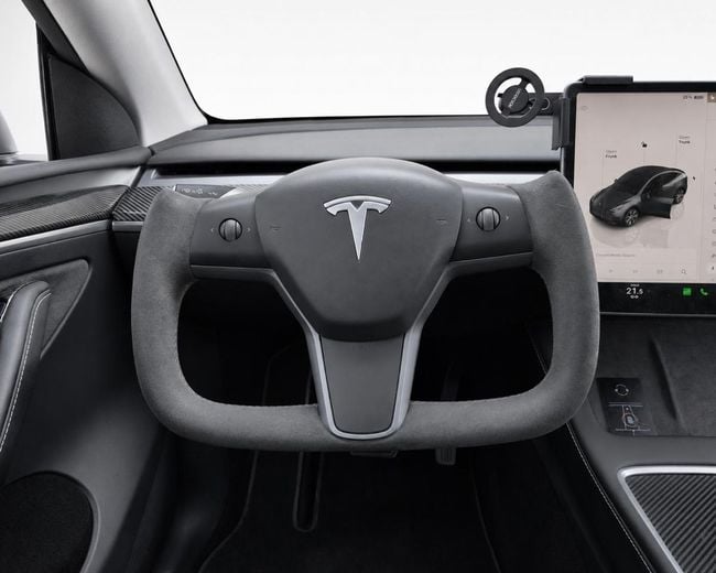 Tesla Model Y LONG RANGE, миниатюра 26