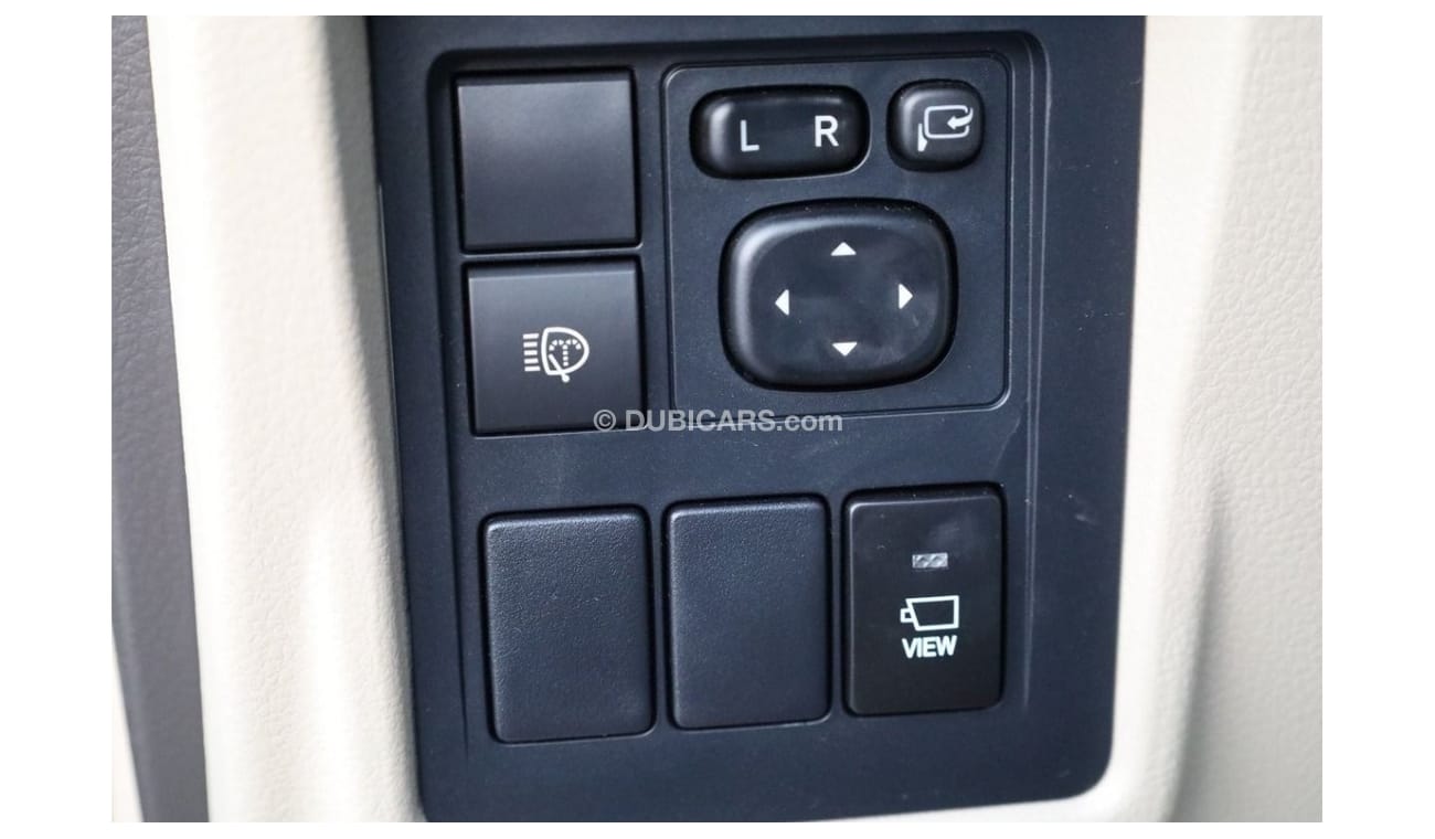 Toyota Prado TOYOTA_PRADO_4.0_VX1_2023_GASOLINE_GCC_BLACK_COOLBOX_7SEATS_FULL_OPTIONS