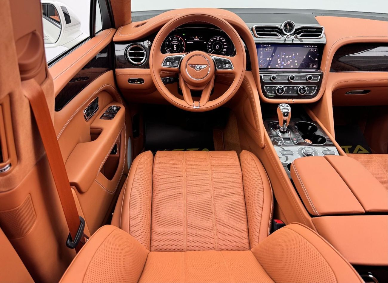 Bentley Bentayga *Brand New* 2024 Bentley Bentayga V8, 2028 Bentley Warranty + Service Pack, Delivery Kms, GCC