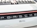 Porsche 911 CARRERA