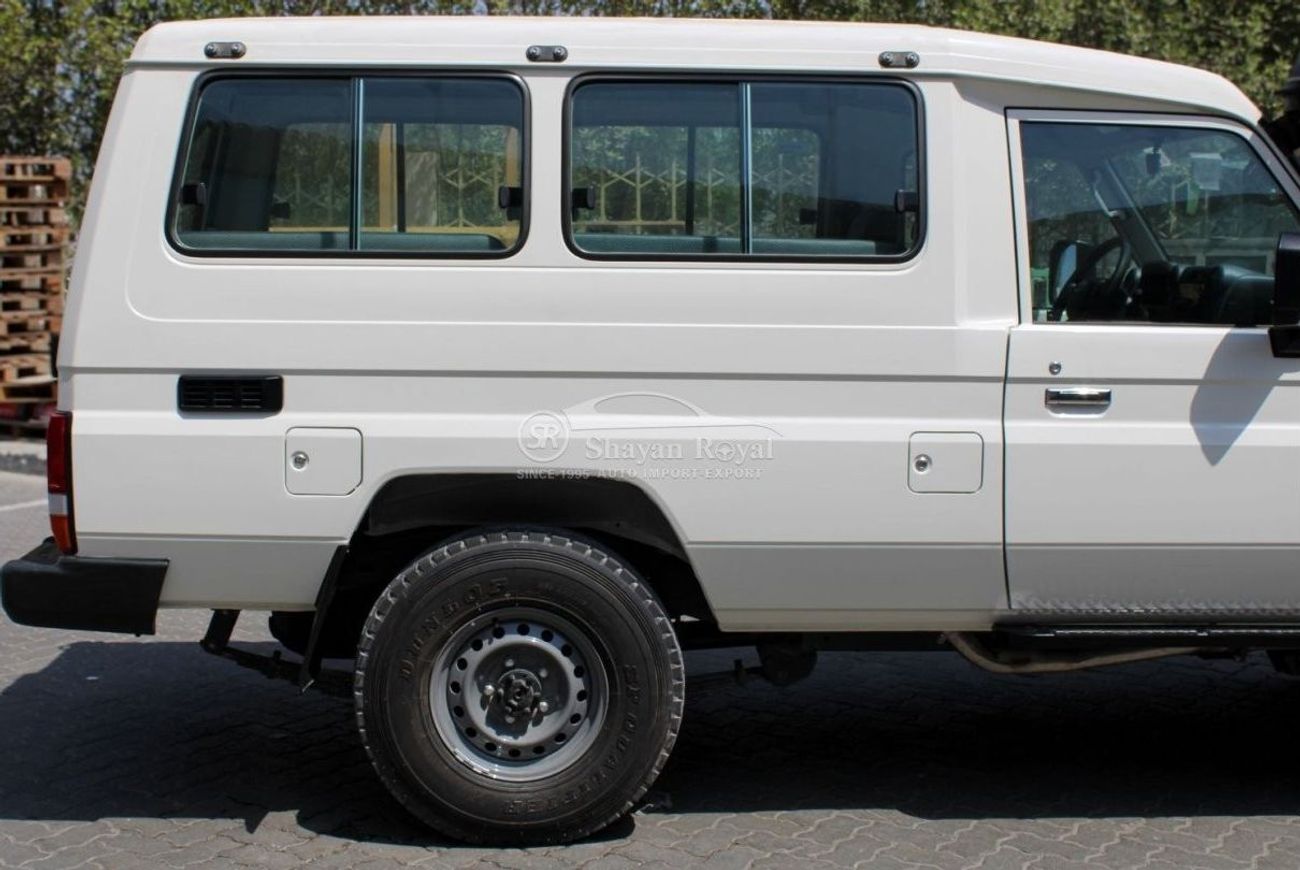 تويوتا لاند كروزر 70 LHD LC78 4.2L DSL V6 4WD 3DR 13S MT 2024MY