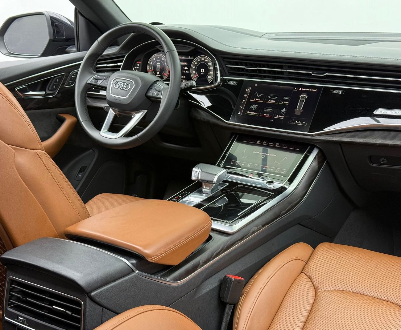 Audi Q8 55 TFSI quattro S-Line 3.0L (340 HP) 2021 Audi Q8 55 TFSI Quattro S-Line, Warranty, Full Audi Servic