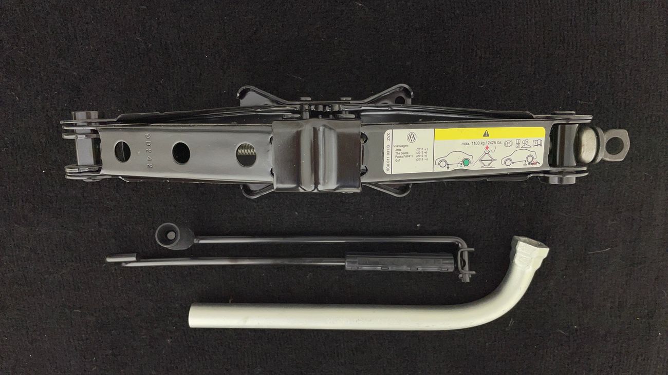 فولكس واجن باسات TRENDLINE 2.5 | بدون دفعة مقدمة | اختبار القيادة في المنزل