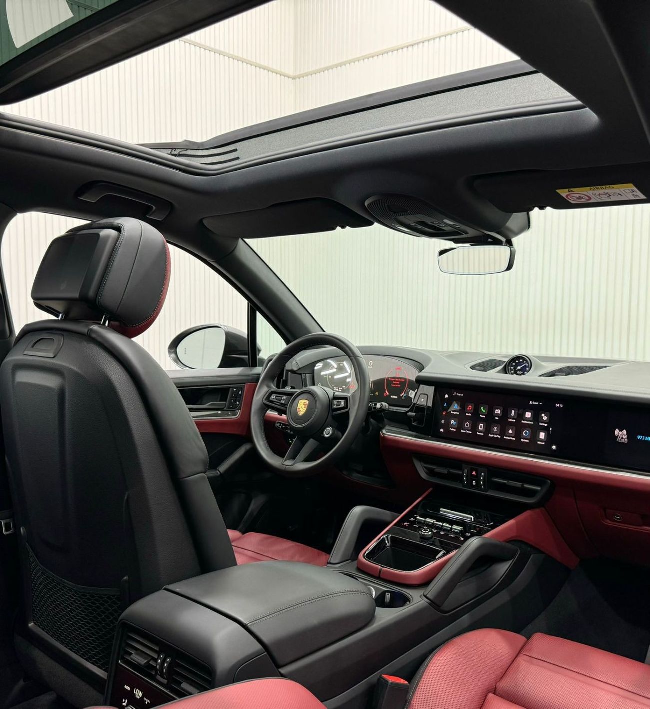 بورش كايان 2024 Porsche Cayenne S V8, 2026 Porsche Warranty, Full Service History, GCC