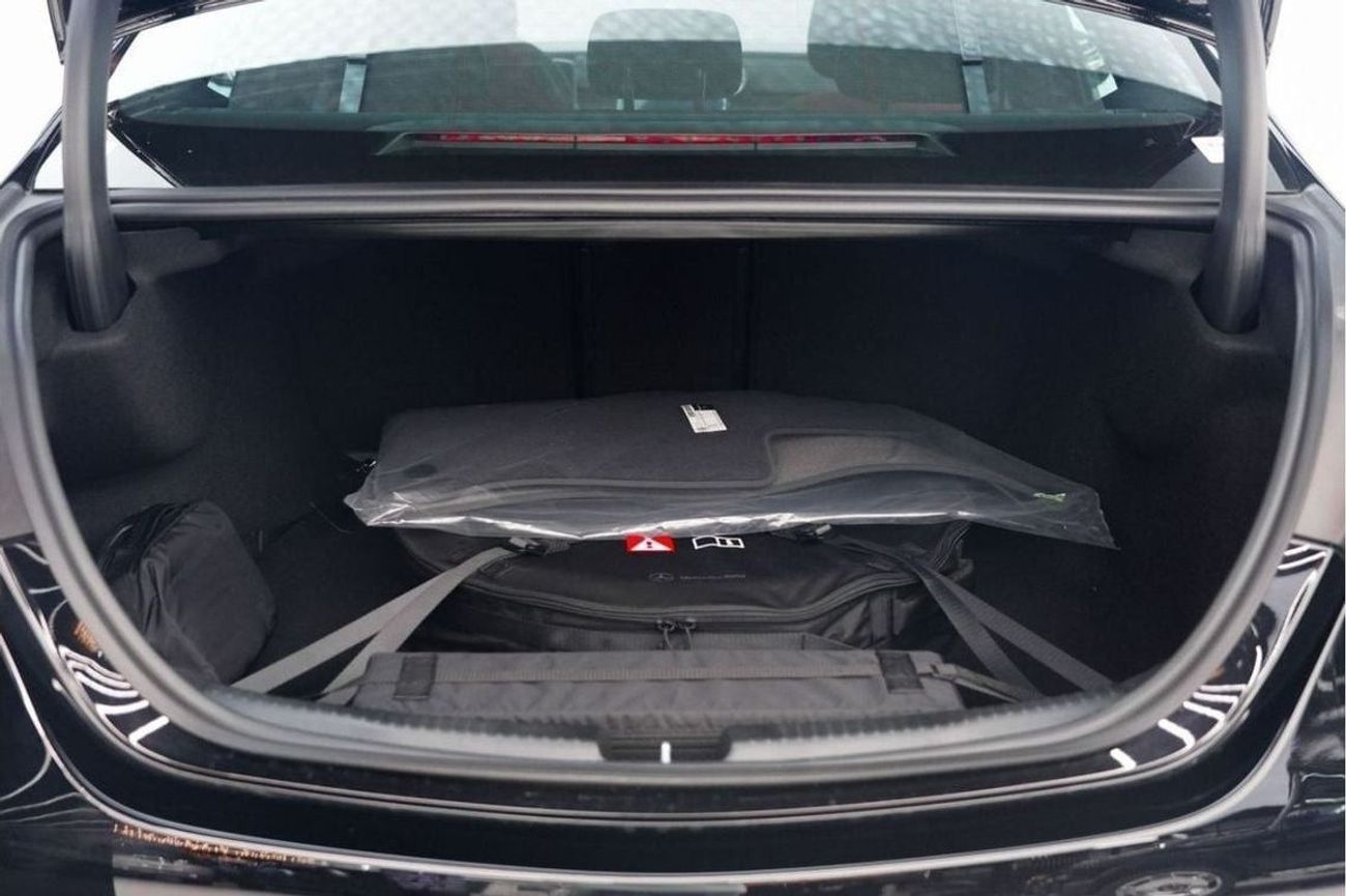 Mercedes-Benz C 200 Mercedes-Benz C 200 Premium Plus | 2025 GCC 0km | Agency Warranty | AMG Package | 360 View