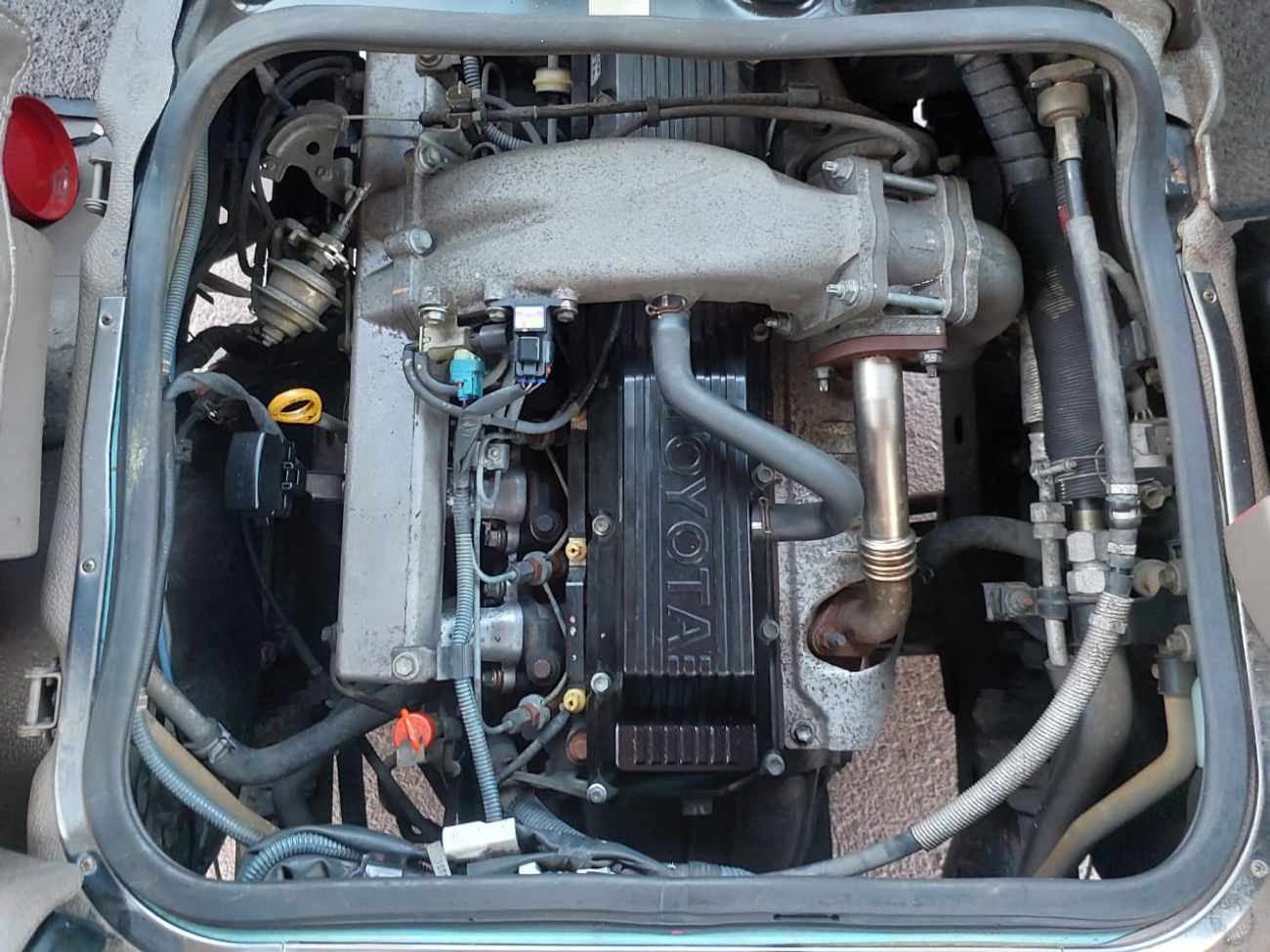 Toyota Coaster TOYOTA COASTER BUS RHD 2001 MODEL 4.2 L DIESEL AUTOMATIC(PM10587)