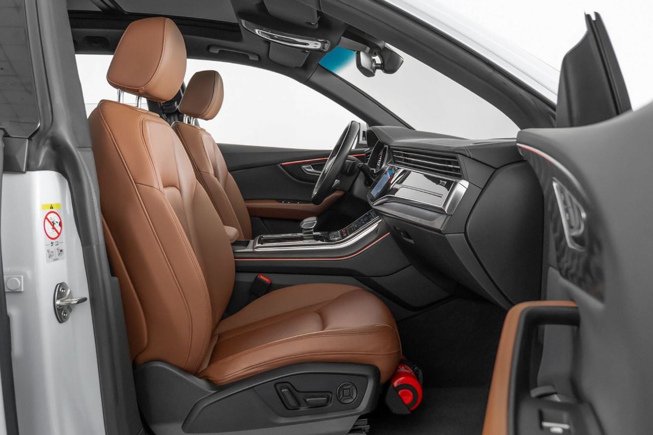 Audi Q8 55 TFSI S-LINE LUXURY 55 TFSI quattro (340 HP) 55TFSi (335 HP)