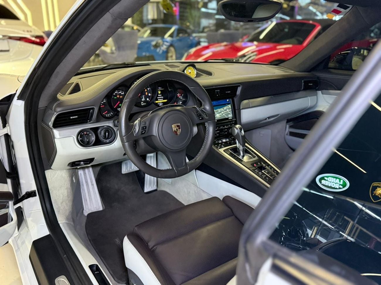 Porsche 911 Carrera 4S 3.8L Coupe 2014 Porsche 911 Carrera 4S - GCC Specs - Full Service History Available