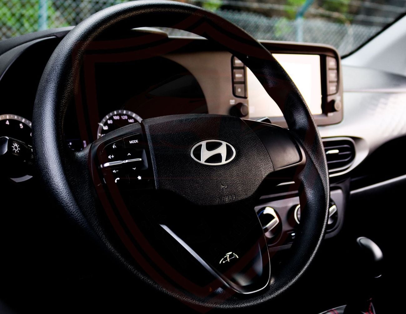 Hyundai Grand i10 Hyundai Grand i10 | 1.2 L | 2025 | GCC | Accident-Free | In Excellent Condition | 622 P.M