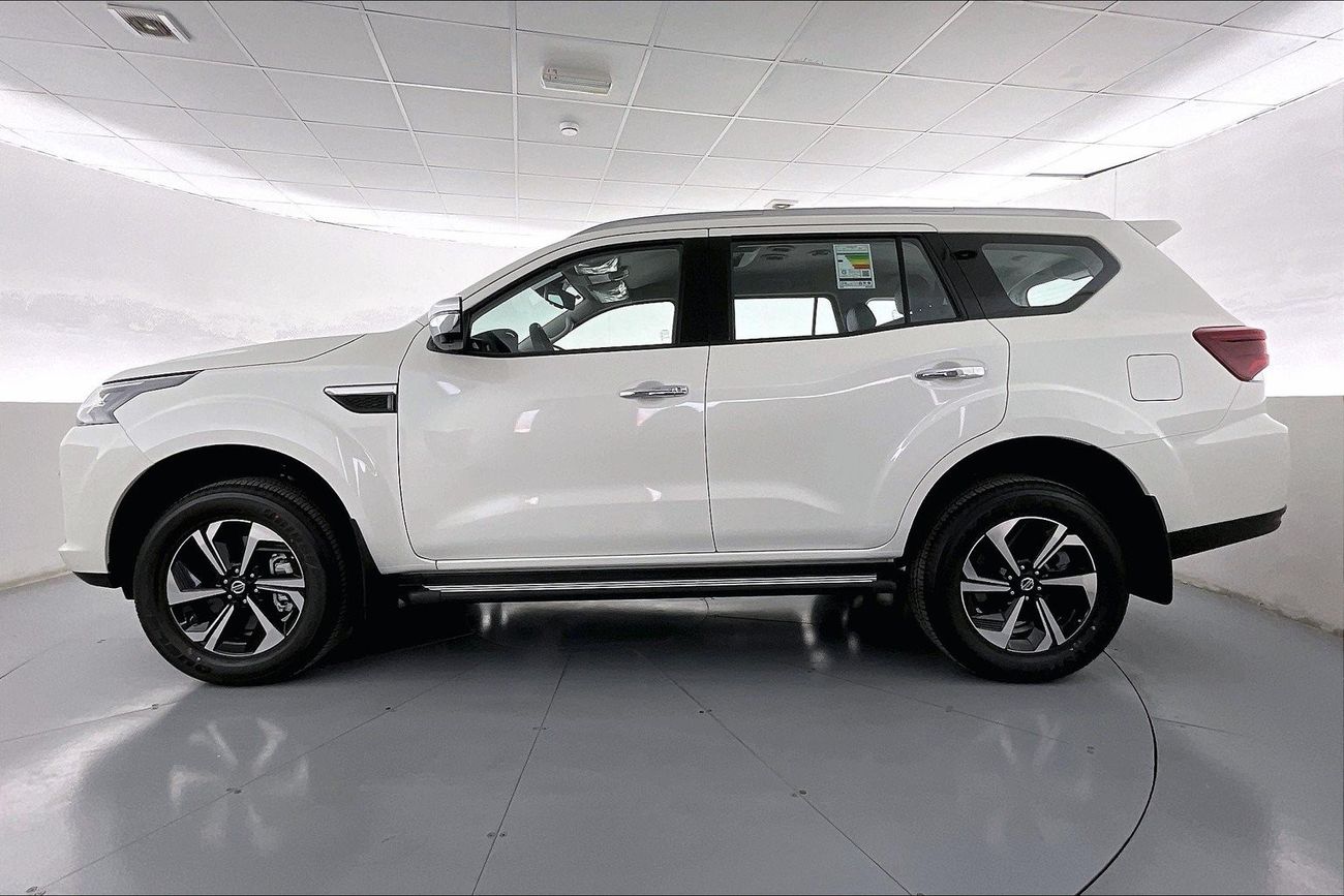 Nissan XTerra Platinum | 1 year free warranty | 1.99% financing rate | 7 day return policy