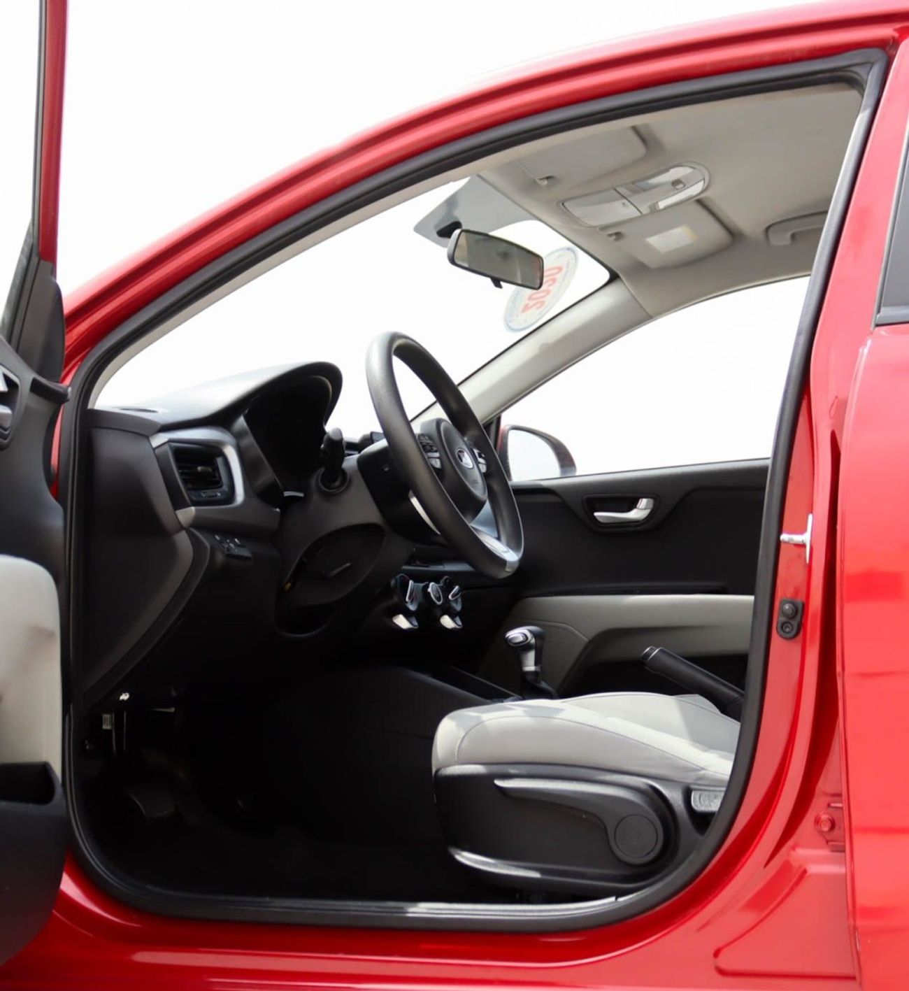 Kia Rio EX 1.4L (107 HP) Hatchback Kia Rio 1.4L 2020 GCC accident-free in excellent condition 683 P.M