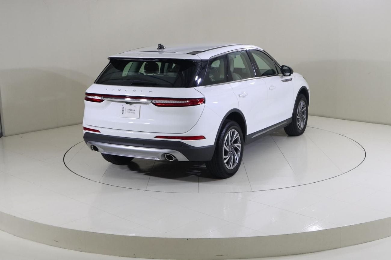 Lincoln Corsair STD AWD COR123 / AL TAYER MOTORS AL QOUZ SHOWROOM