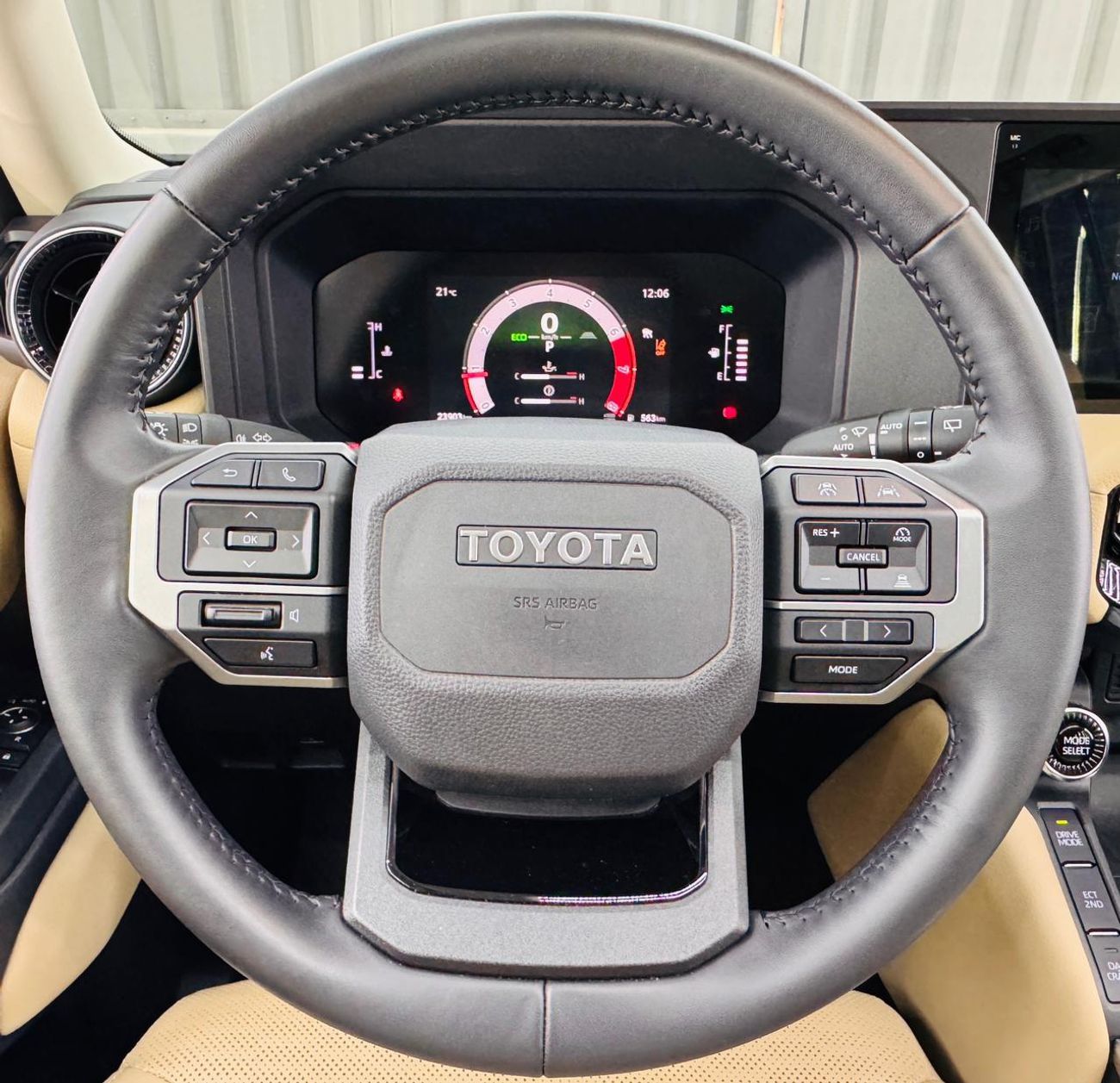 تويوتا برادو GXL 1st Edition 2.4T