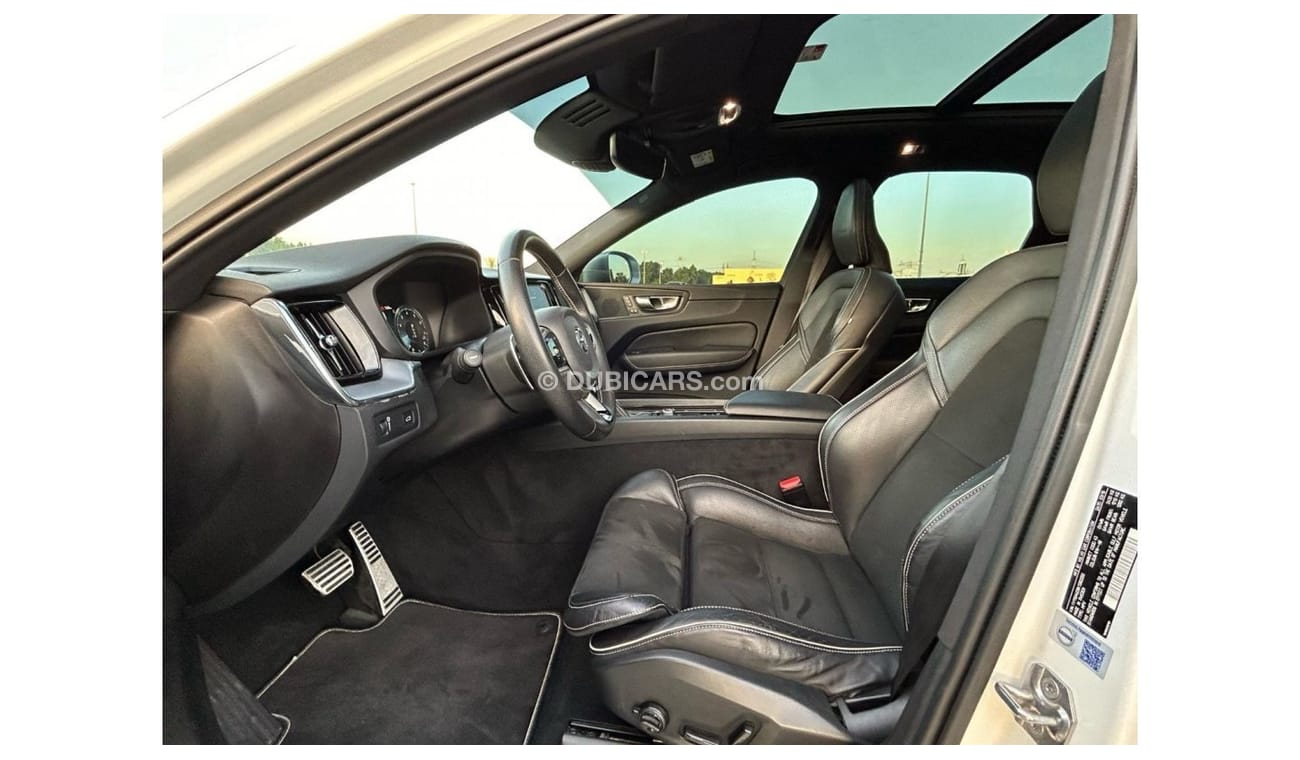 Volvo XC60 R Design XC-60 T5 R-DESIGN 2019 GCC // ORGINAL PAINT // FSH // UNDER WARRANTY // 2KEYS