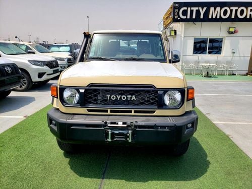 Toyota Land Cruiser Pick Up