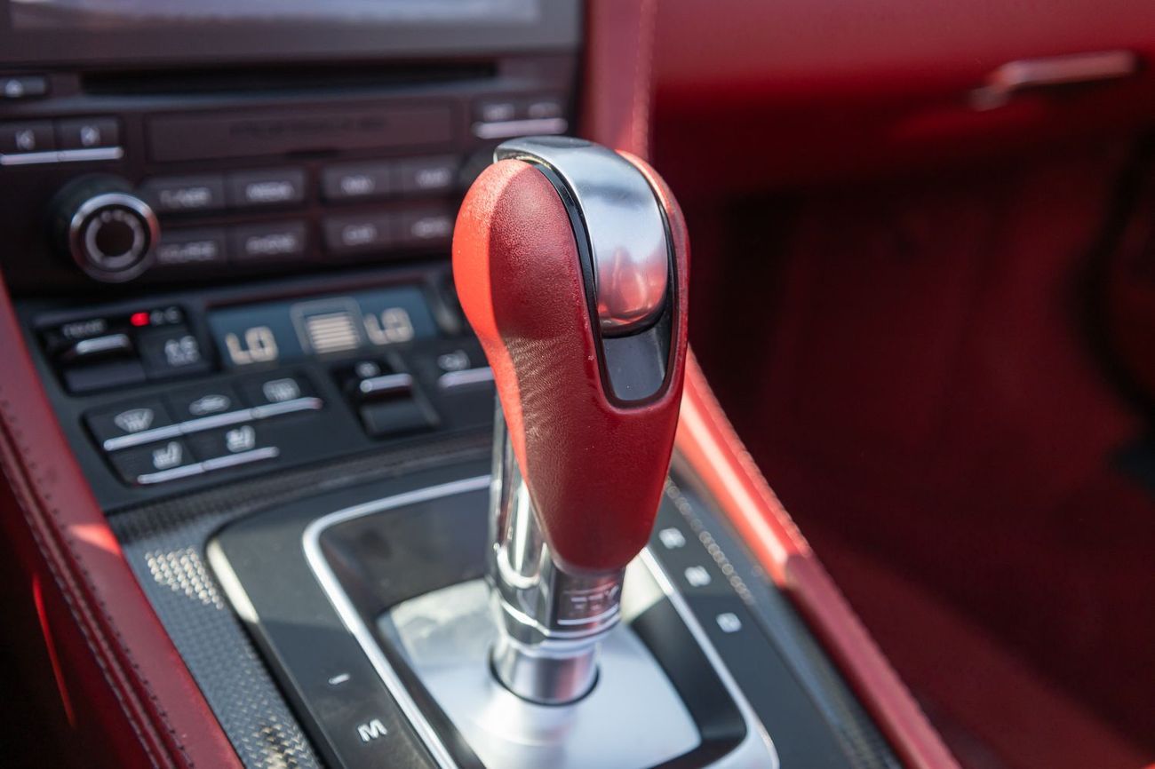 بورش بوكستر 718 GTS 4.0L A/T