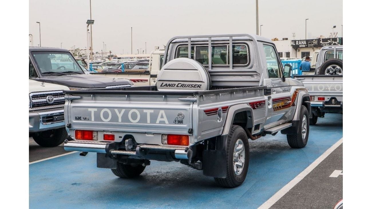 Toyota Land Cruiser Pick Up 2023 MODEL TOYOTA LAND CRUISER 79 SINGLE CAB PICKUP LX V6 4.0L PATROL 4WD MANUAL TRANSMISSION