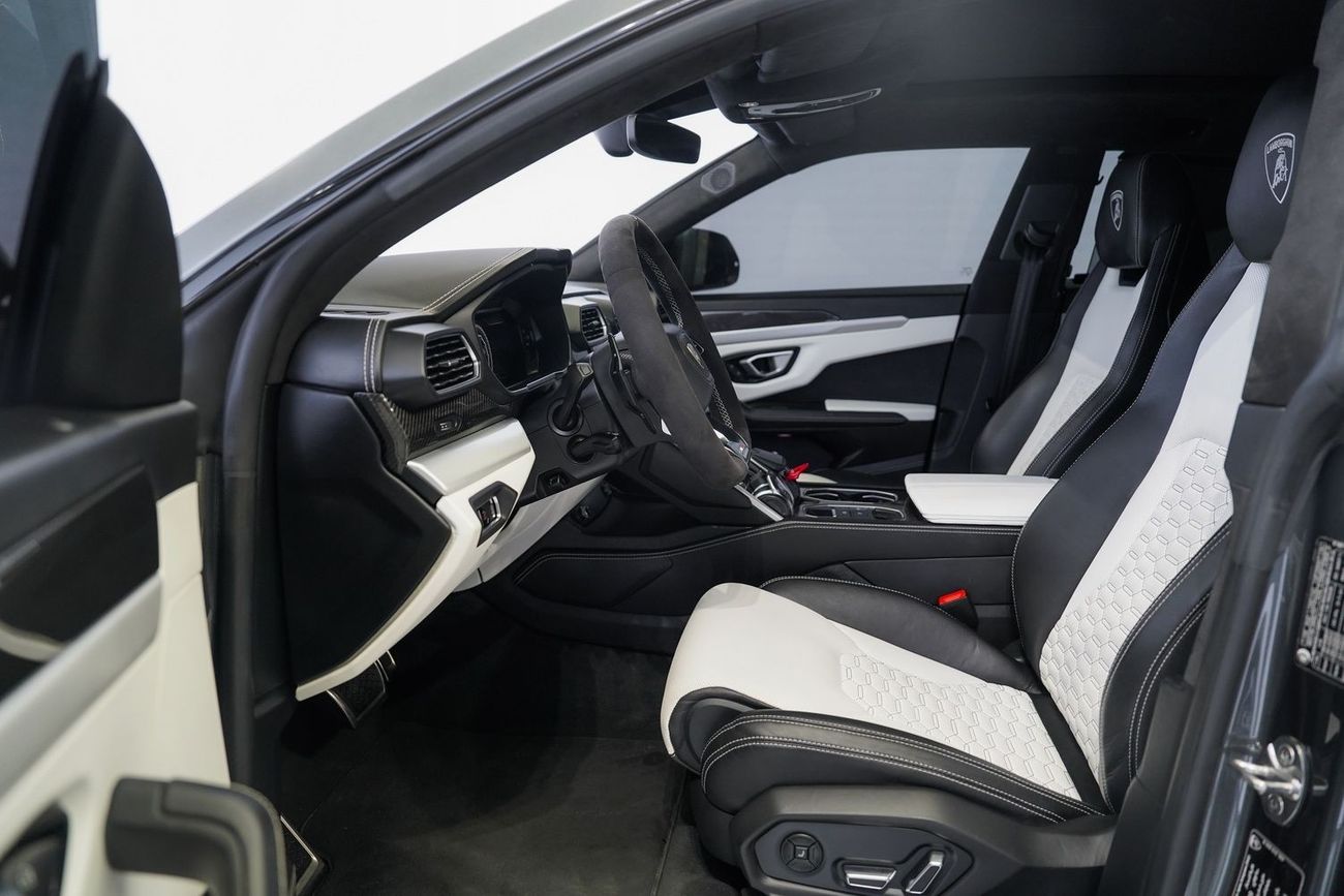 لامبورغيني اوروس STD 4.0T V8