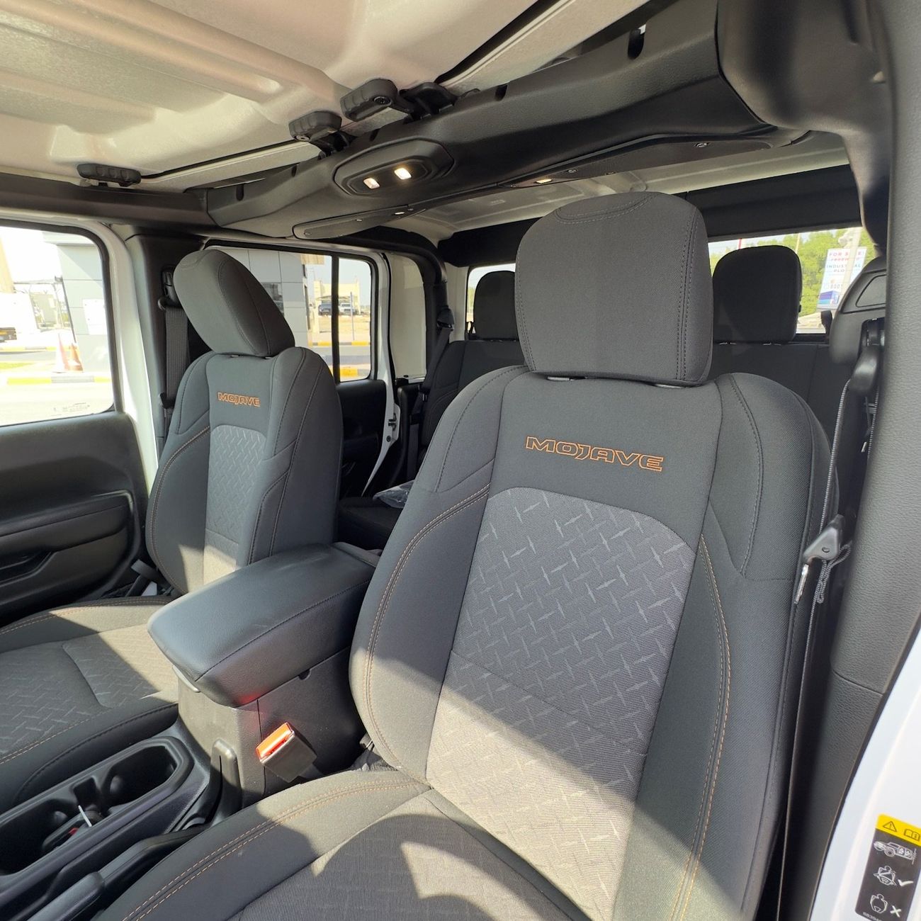 جيب جلادياتور Mojave 3.6L