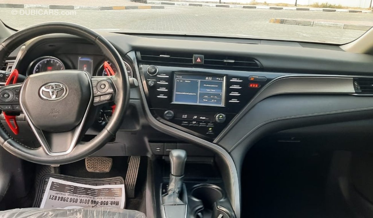 Toyota Camry 2019 TOYOTA CAMRY SE
