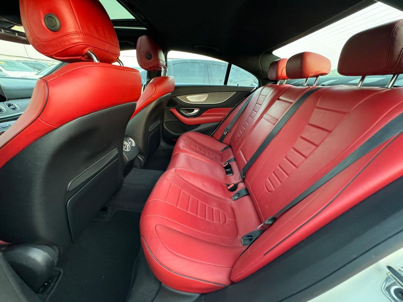 مرسيدس بنز CLS 450 Premium 3.0L (389 HP)