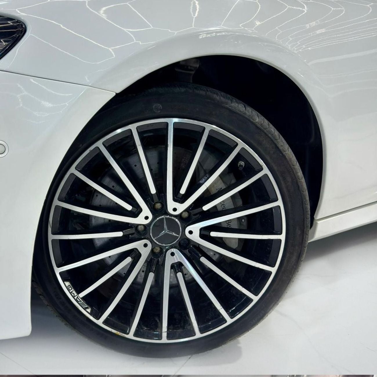 Mercedes-Benz E 350 AED 2,252 P.M l 0% Downpayment l E350 AMG l Excellent Condition