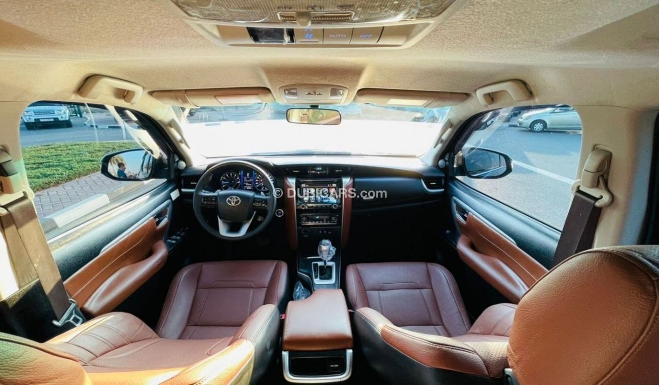 Toyota Fortuner | FACELIFTED TO 2023 | GCC SPECS | 4WD | LEATHER INTERIOR |