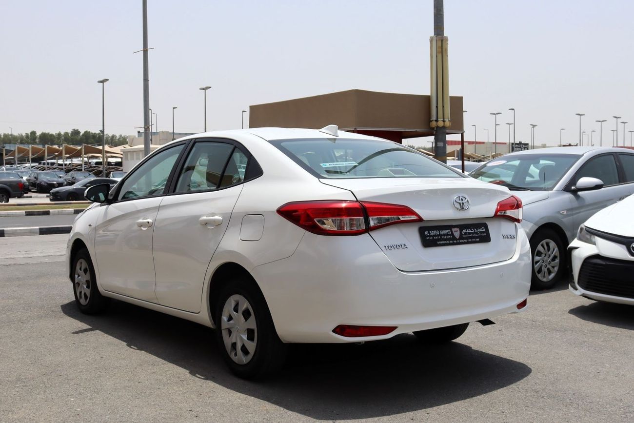 Toyota Yaris SE ACCIDENTS FREE - GCC - ENGINE 1500 CC - ORIGINAL PAINT - PERFECT CONDITION INSIDE OUT