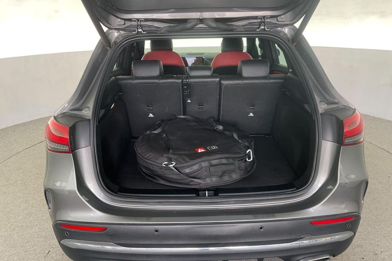 مرسيدس بنز GLA 200 Premium | National Day Celebration | شامل الضمان | 0 ﺪﻔﻋﺓ ﺃﻮﻟﻯ