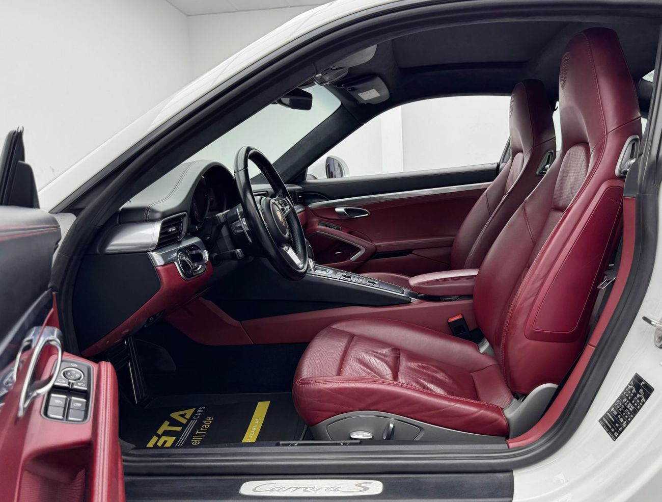 بورش 911 2017 Porsche 911 Carrera S,2026 Agency Warranty, Agency Full Service History, GCC