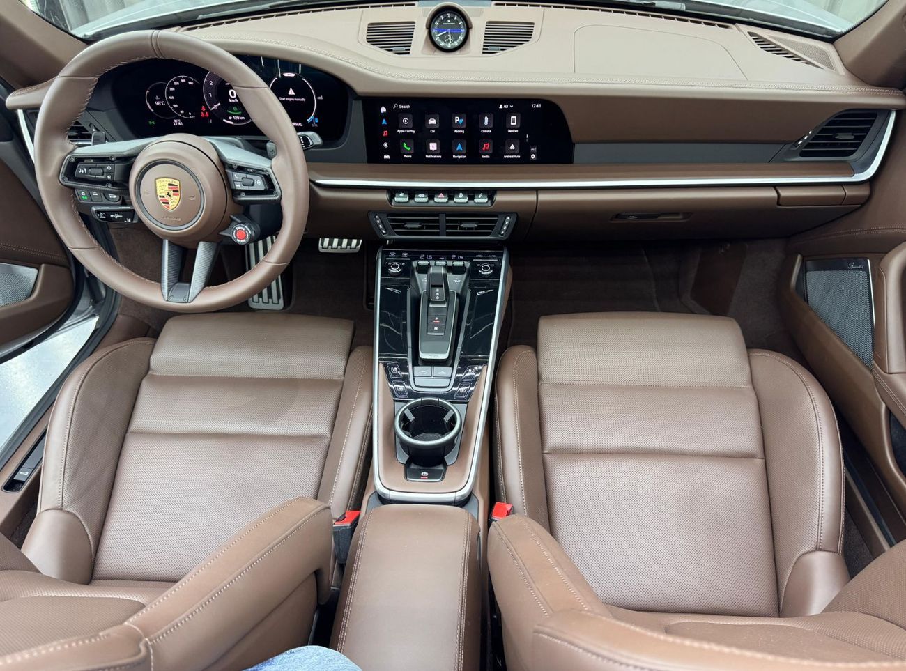 Porsche 911 Targa 4 GTS (541 HP) Convertible 2025 Porsche 911, 2027 Porsche Warranty, Sport Chrono Package, Very