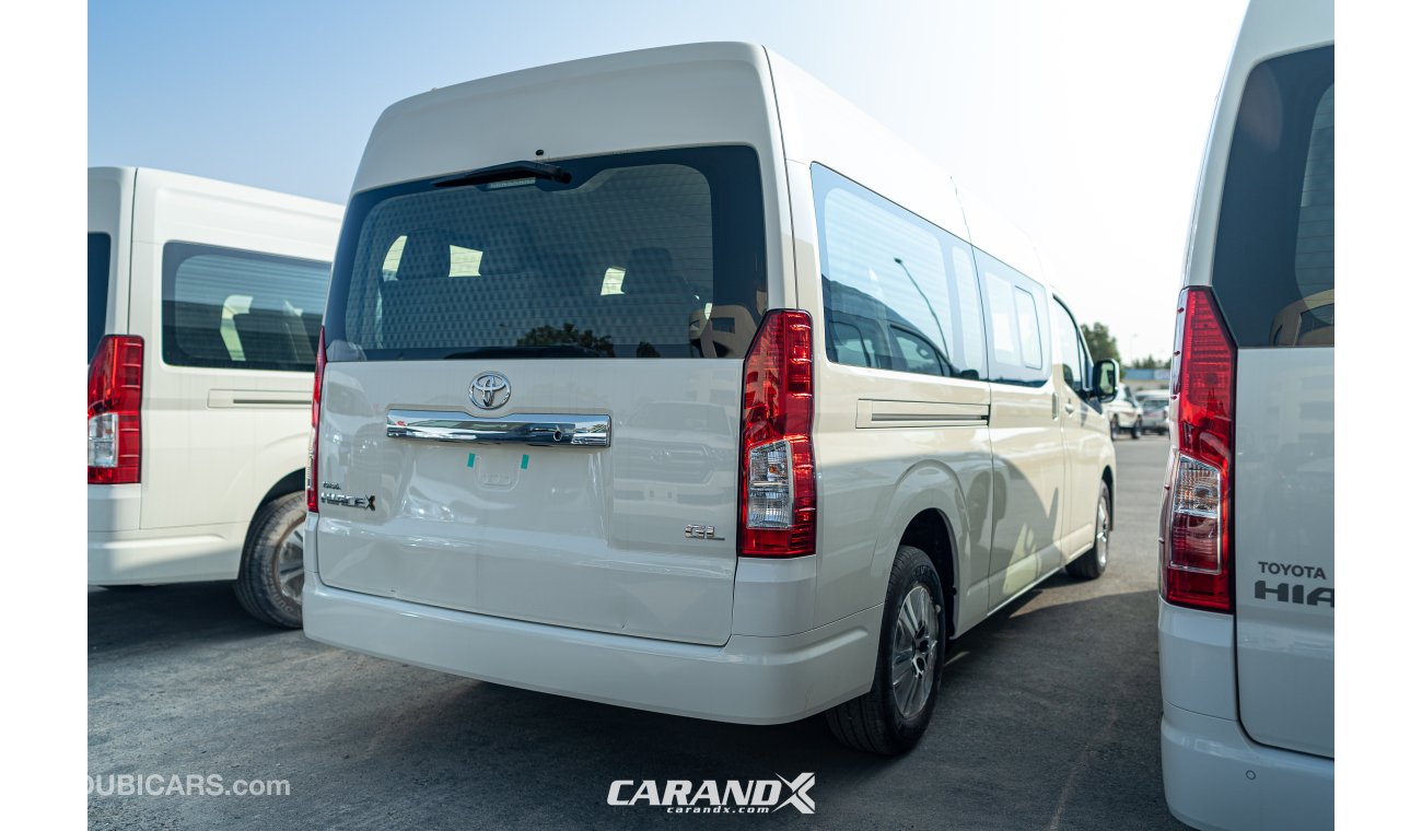 Toyota Hiace High Roof 14 Seater 2.8L Diesel