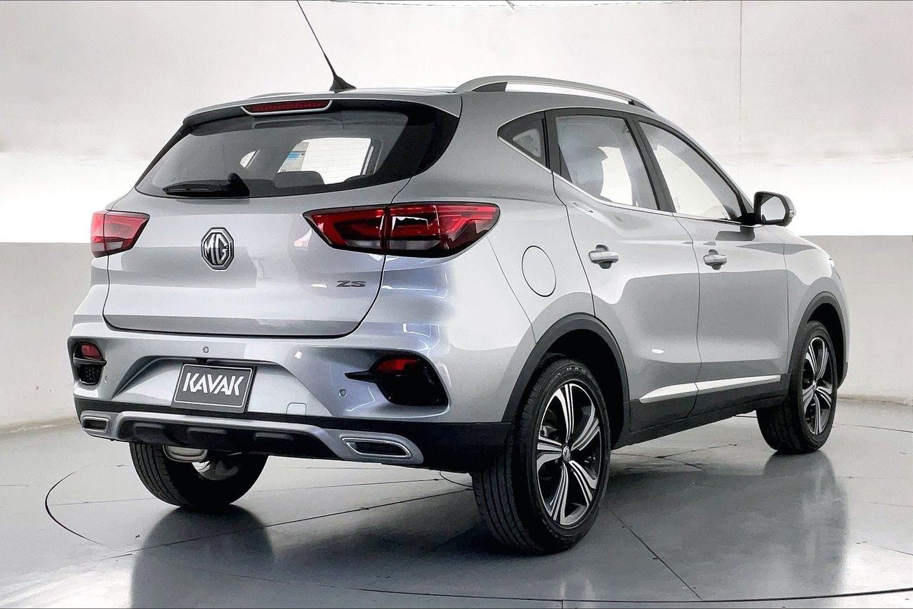 أم جي ZS Luxury | شامل الضمان | 0 ﺪﻔﻋﺓ ﺃﻮﻟﻯ